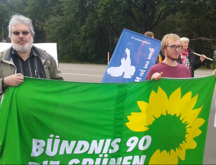 Friedensbewegung reloaded: Kriegsgegner mobilisieren erfolgreich zum Protest nach Ramstein
