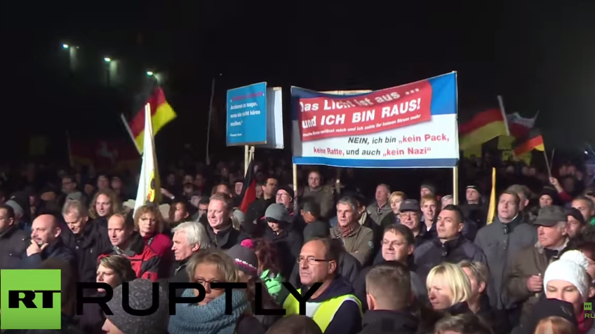 Erfurt: „Merkel muss weg“ – Tausende folgen AfD-Protest-Aufruf