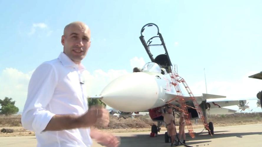 RT Exklusiv: Nah- und Detailaufnahmen von der SU-30SM im Einsatz in Syrien