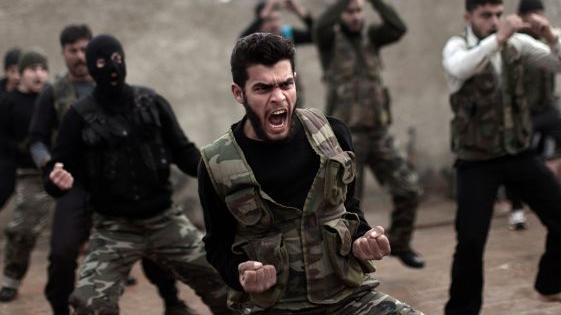 Asow und Al-Nusra jubeln - Pentagon-Budget für 2016: 600 Millionen US-Dollar für syrische Rebellen und 300 Millionen für Kiew
