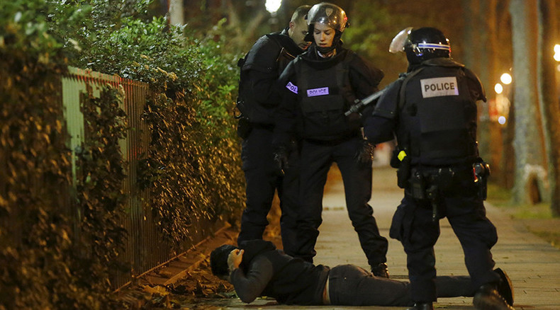 Terroranschläge von Paris – Drei Attentäter identifiziert, zahlreiche Festnahmen in Belgien