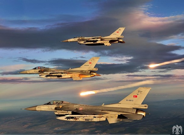 Griechenland: „Sie kennen sich damit aus - Türkei verletzte Luftraum allein 2015 bisher 1.233 mal"