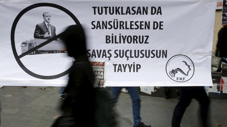 Waffenlieferungen nach Syrien - Türkische Regierung verstrickt sich zunehmend in Widersprüche