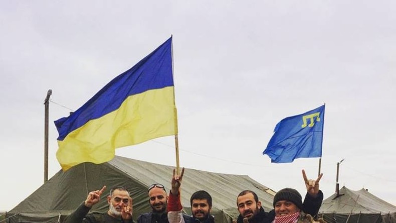 Ultra-nationalistische türkische „Graue Wölfe“ beteiligen sich in der Ukraine an der Krim-Blockade