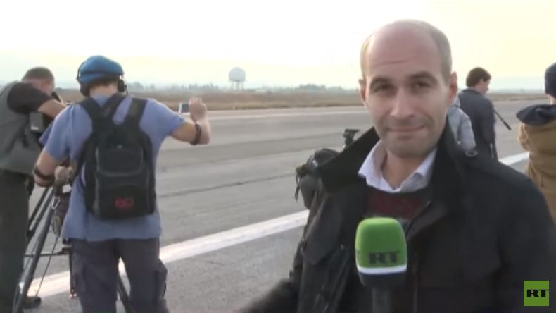 Russlands Syrien-Operation: Westliche Journalisten zum Luftwaffenstützpunkt Latakia eingeladen