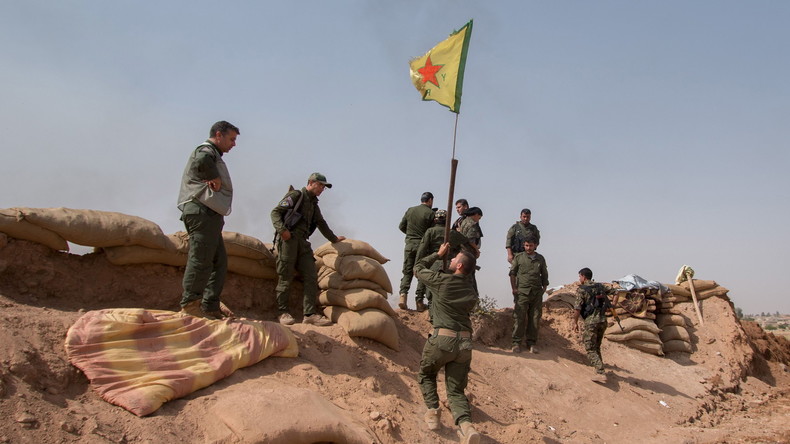 Russische Luftwaffe unterstützt erfolgreich kurdisches Anti-IS-Bündnis in Syrien