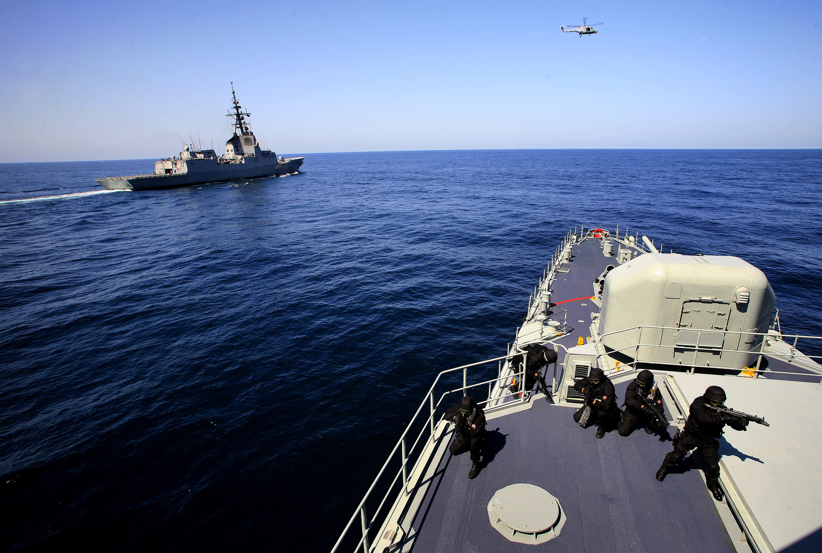 "In Reaktion auf russische Marine" - NATO entsendet dutzende Kriegsschiffe ins östliche Mittelmeer