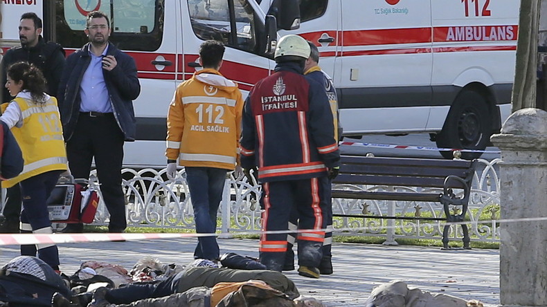 Istanbul-Selbstmordanschlag: 10 Tote - Türkische Behörden vermuten syrischen IS-Kämpfer als Täter