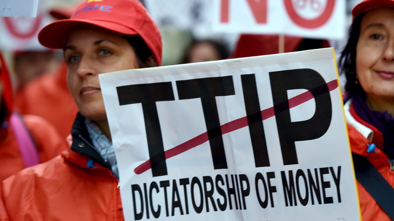 Neue Lobbycontrol-Studie zu TTIP: "Gefährdung der Demokratie"