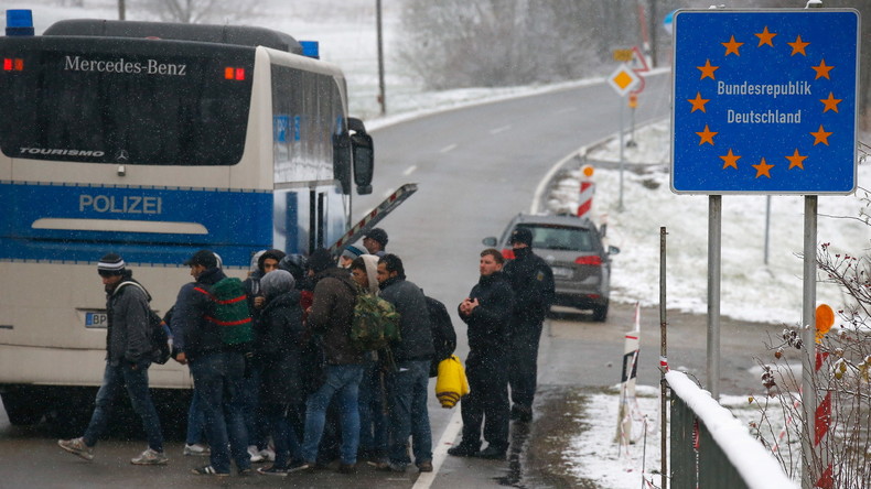 Österreichs neue Flüchtlingspolitik: Obergrenze bei 37.500 und Soldaten an der Grenze