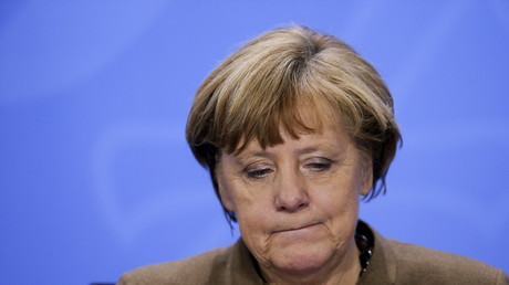 Neue repräsentative Umfrage: 40 Prozent der Bundesbürger fordern Rücktritt von Merkel