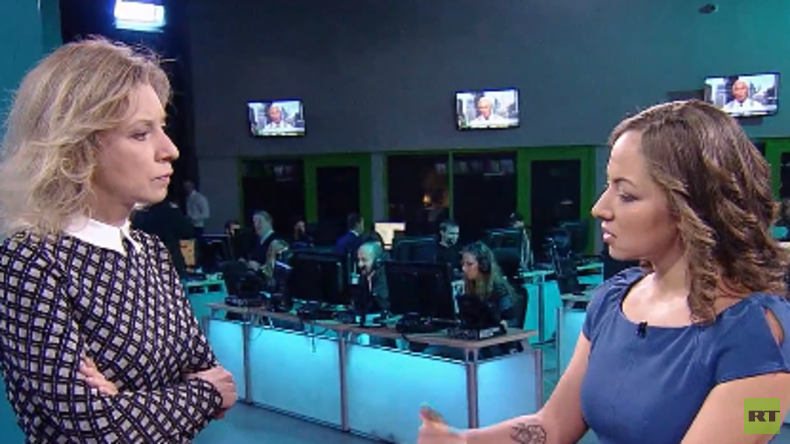 Ohne Tabus: RT-Moderatorin Anissa Naouai interviewt Außenamtssprecherin Maria Sacharowa