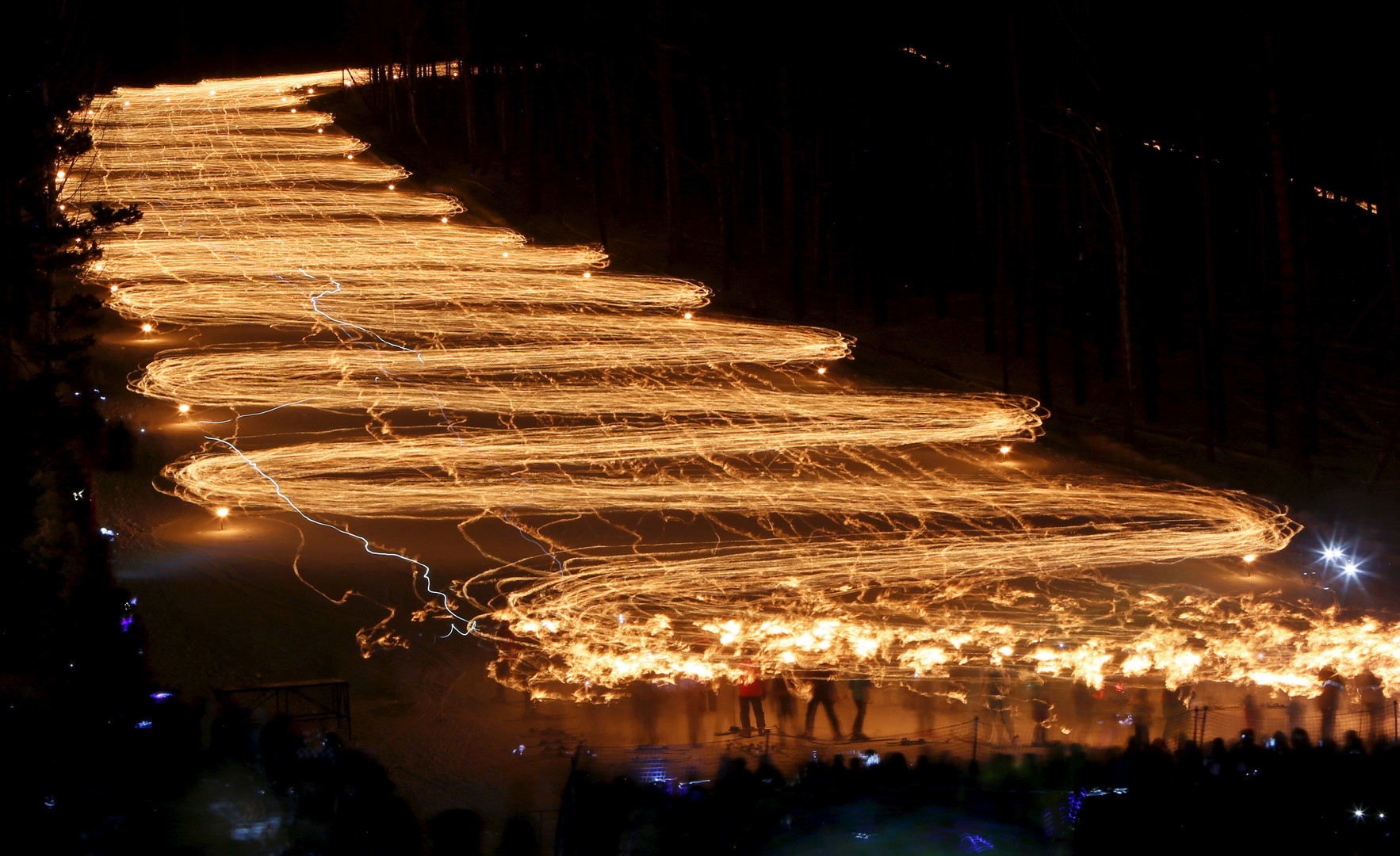RT Deutsch-Bildergalerie: "Lichter im Schnee" - Winterfackel-Festival in Sibirien