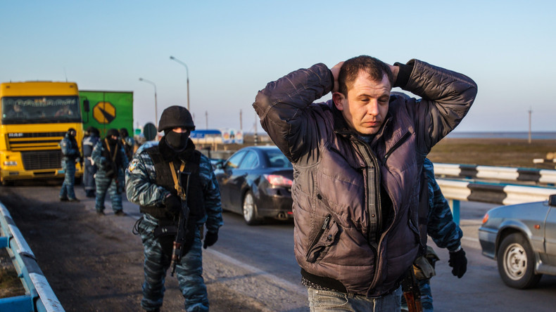 Wegelagerei 2.0: Ukrainische Polizei bietet gegen Entgelt Eskortschutz für russische LKWs an