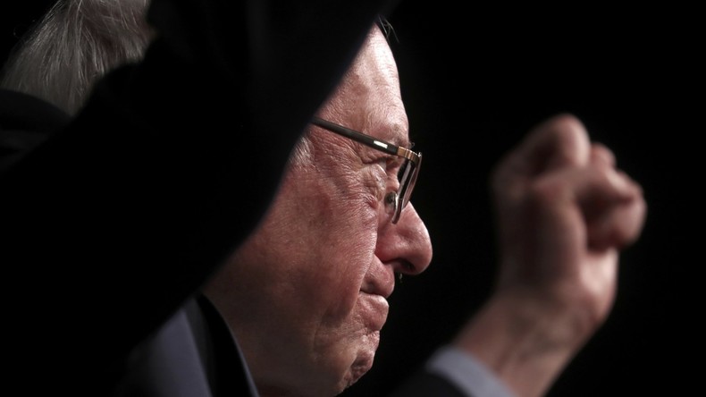 Birdie Sanders fliegt...