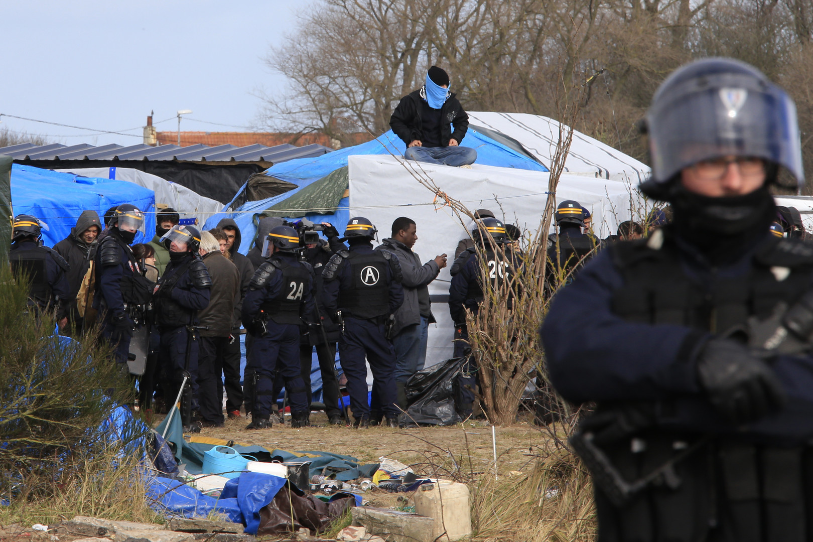 RT Deutsch-Bildergalerie: Der "Dschungel von Calais" in Flammen