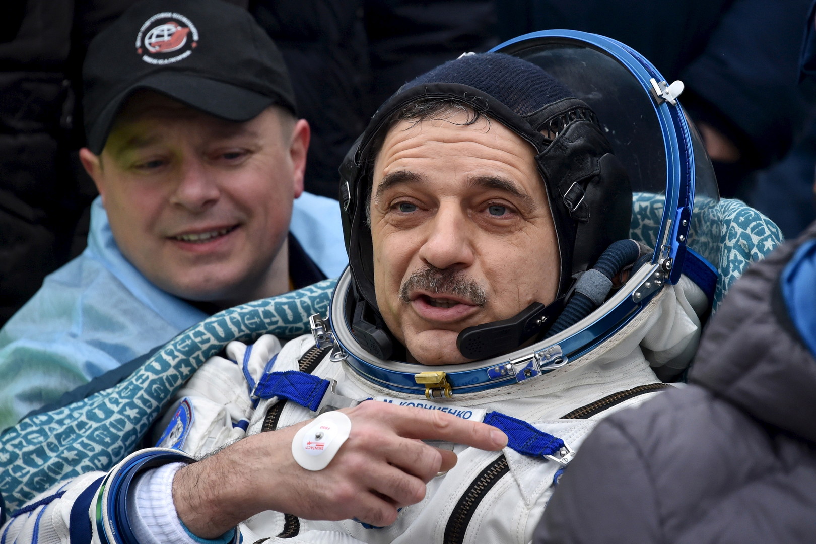 RT Deutsch-Bildergalerie: Russischer und amerikanischer Kosmonaut landen in Kasachstan