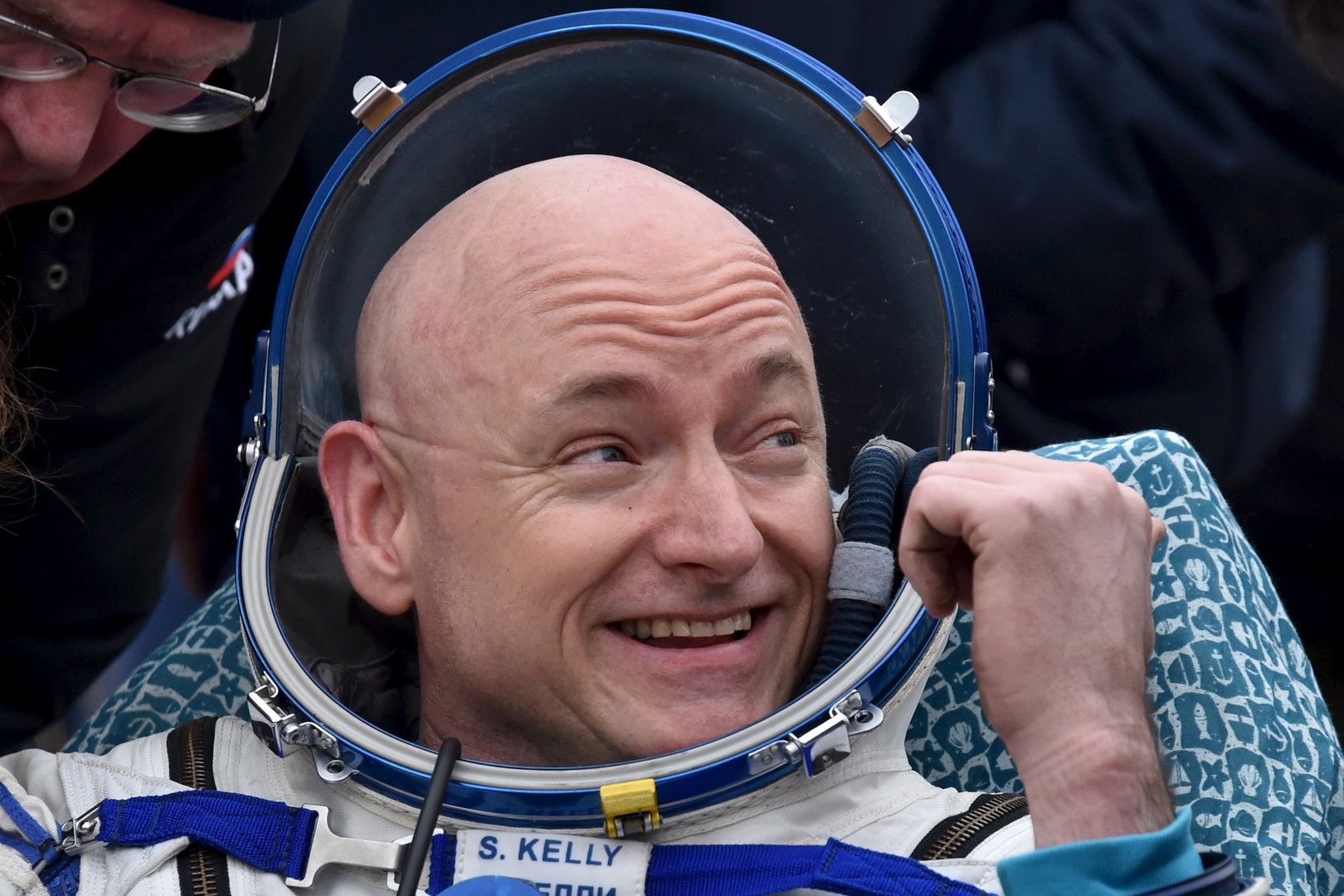 RT Deutsch-Bildergalerie: Russischer und amerikanischer Kosmonaut landen in Kasachstan