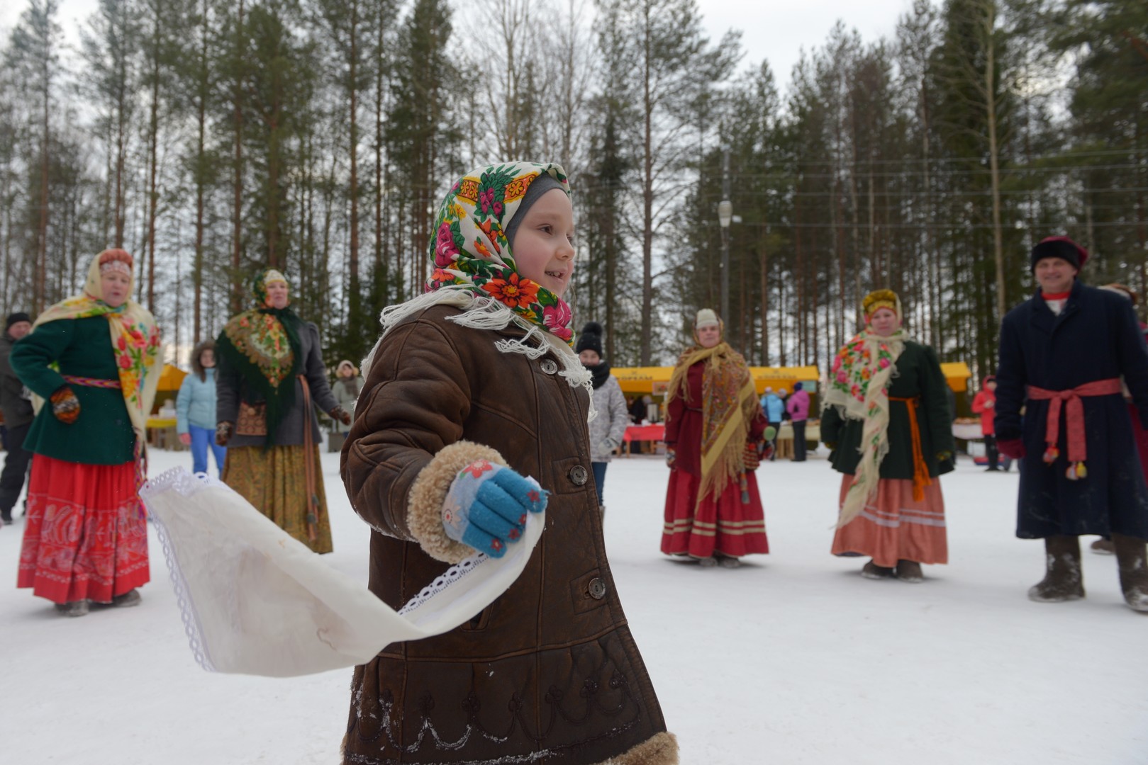 RT Deutsch-Bildergalerie: Russland - Traditionelle "Butterwoche" in der Oblast Archangelsk