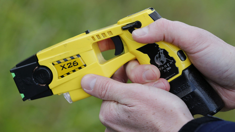 Zufälle gibt's: Deutsche Polizeigewerkschaft fordert Taser und wird von Taser-Hersteller gesponsert