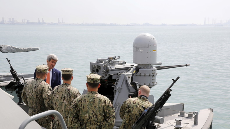 Kerry: "US-Zerstörer hätte die über ihn fliegenden russischen Kampfjets abschießen dürfen"