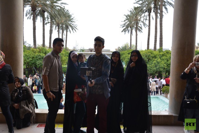 Bildergalerie: Die Iraner im Selfie-Wahn