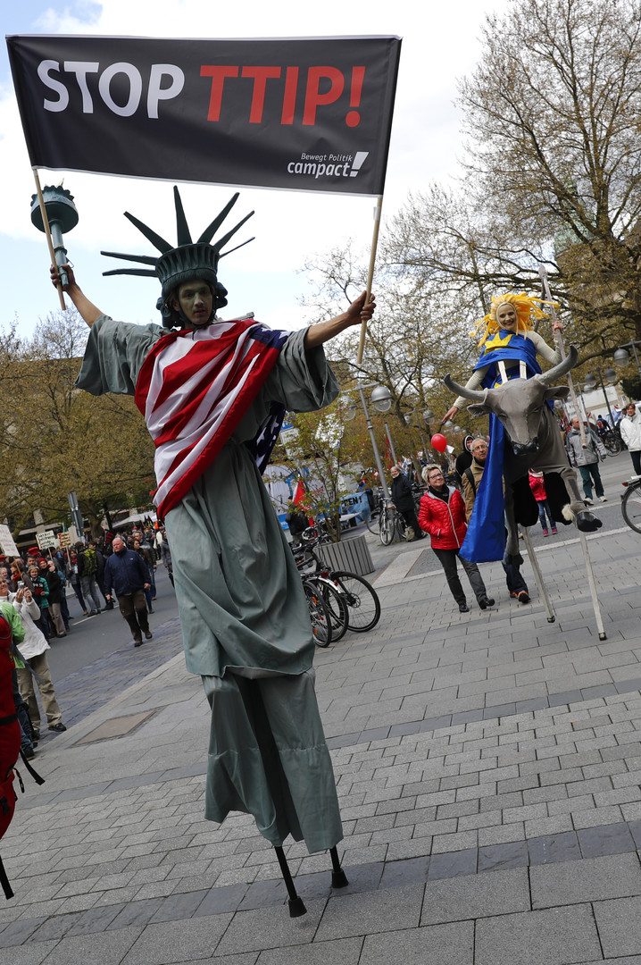 Proteste gegen Freihandel in Hannover: TTIP und CETA stoppen