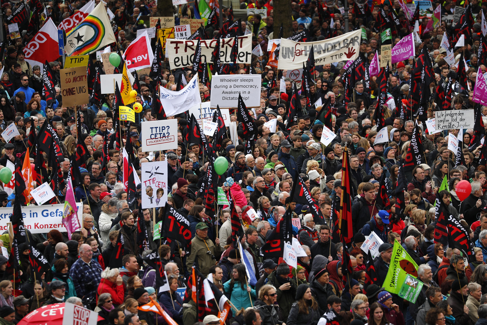Proteste gegen Freihandel in Hannover: TTIP und CETA stoppen