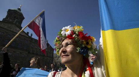 Live aus Amsterdam bei Auszählung des EU-Ukraine Referendums