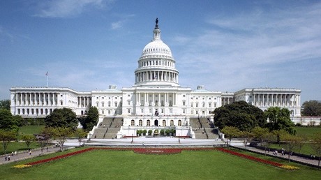Live: Tausende bei Sitzblockade gegen Bankensektor vor Kongress in Washington DC