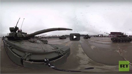 Exklusiv: RTs neue 360 Grad-Videos - Im Panzer mitten in der Probe für Siegesparade in Moskau dabei