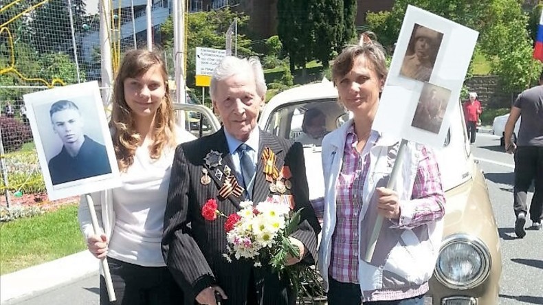 Siegertag - Deutsche Austauschschülerin berichtet RT von ihrem Leben in Russland