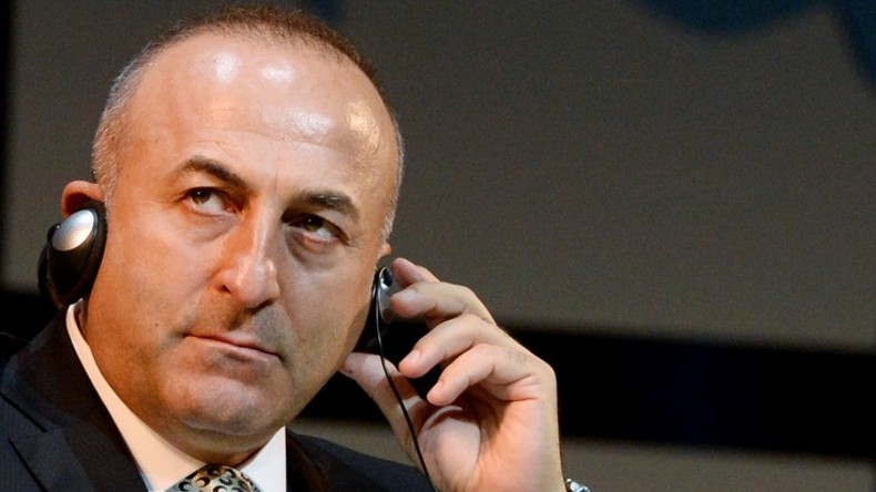 Der türkische Außenminister tritt zurück, sollten "Kontakte zwischen Ankara und IS bewiesen" werden