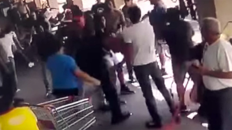 Israel: Polizist außer Dienst verprügelt arabisch aussehenden Supermarkt-Mitarbeiter