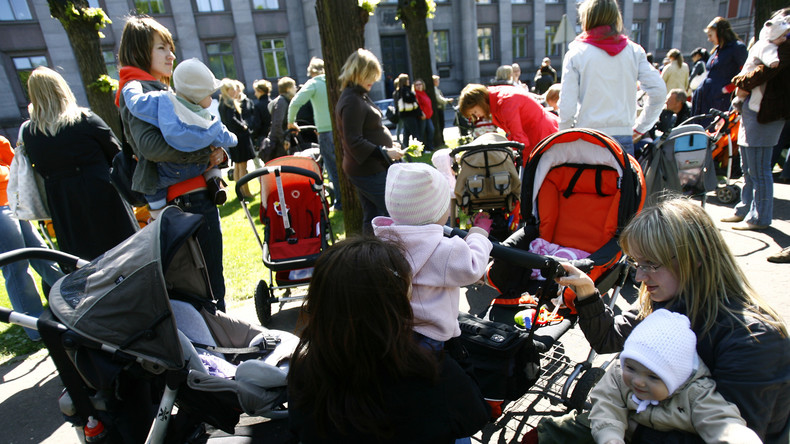 Linguistische Apartheid: Riga plant Verbot für nicht lettische Vor- und Familiennamen
