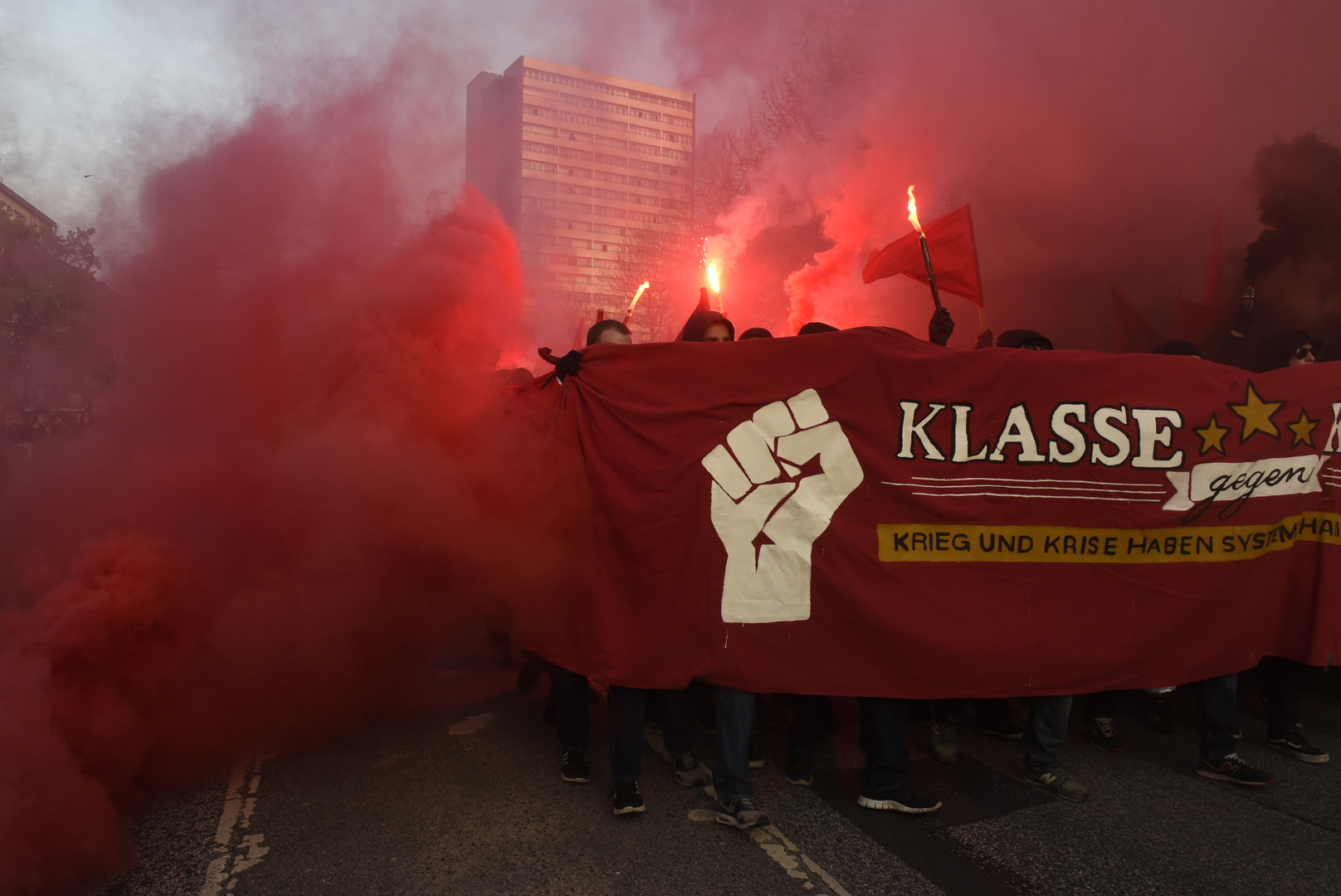 Bildergalerie zum Kampftag 1. Mai: Demonstrationen weltweit