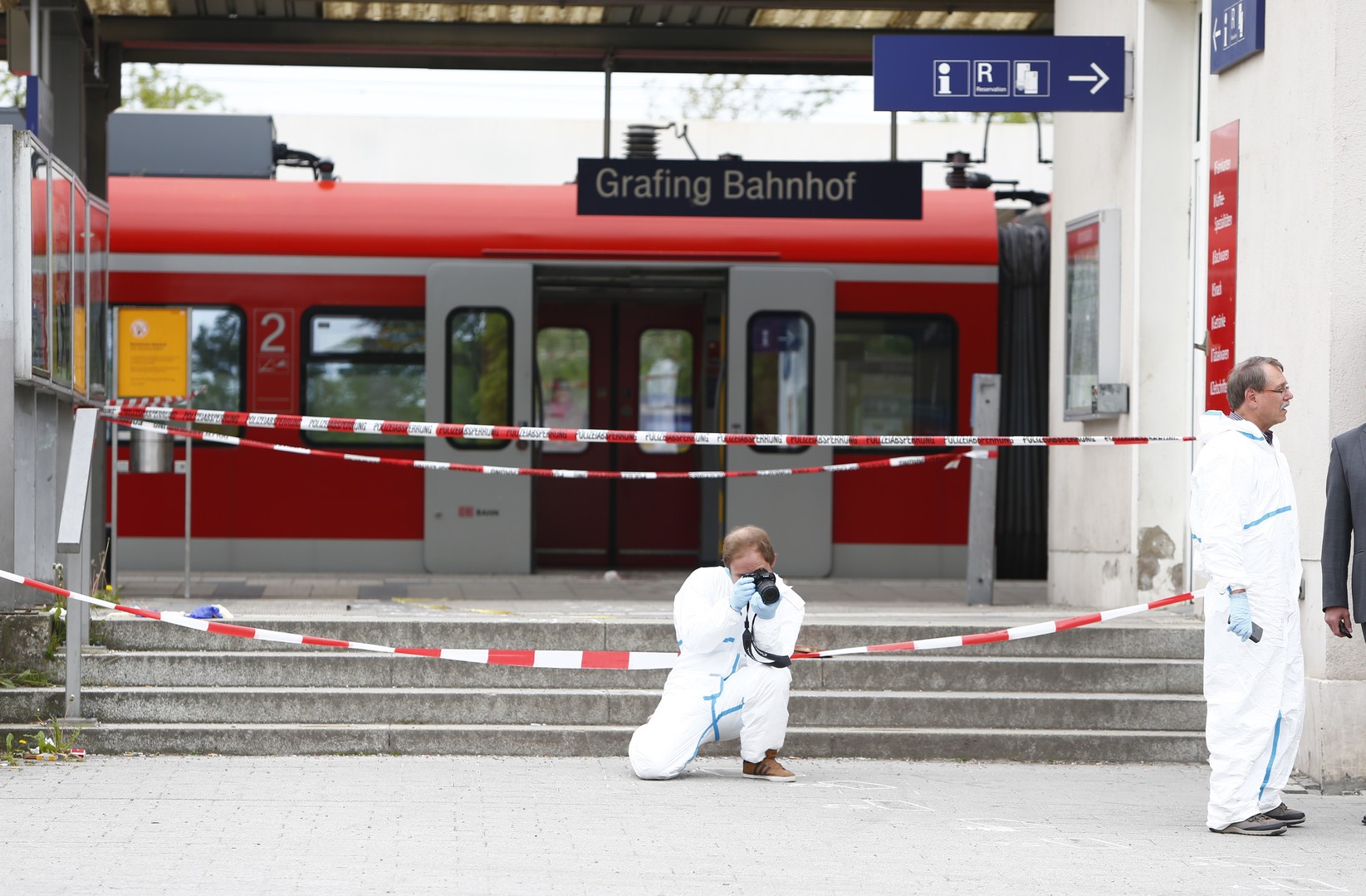 Angreifer an S-Bahnstation bei München hatte offenbar psychische und Drogenprobleme