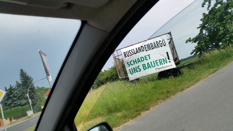„Milchgipfel“ ohne Ergebnisse: Deutsche Bauern leiden weiter unter Sanktionsfolgen