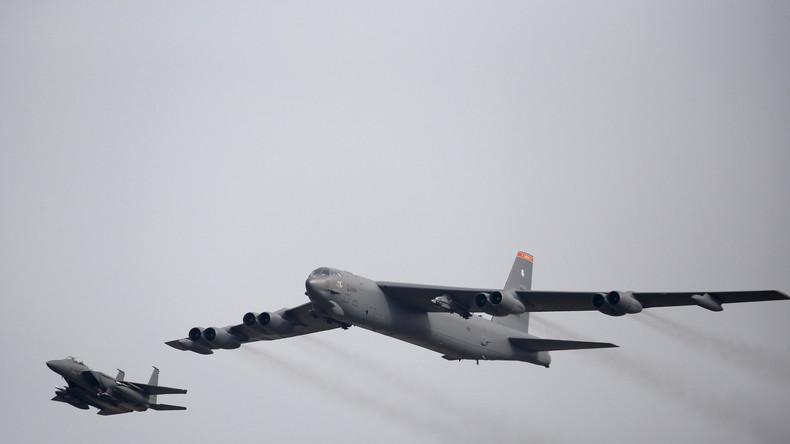 USA entsenden strategische Langstreckenbomber ins Baltikum – Russland kündigt Gegenmaßnahmen an