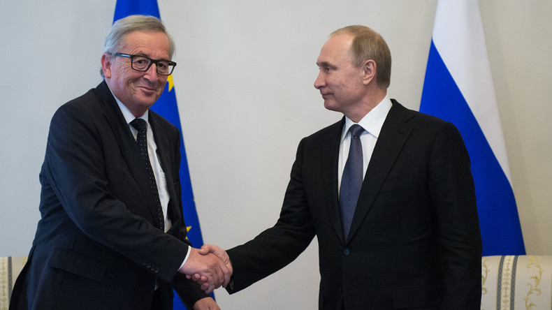 Juncker in Russland: Ich bin hier, um Brücken zu bauen, auch wenn einige diese Idee nicht mögen