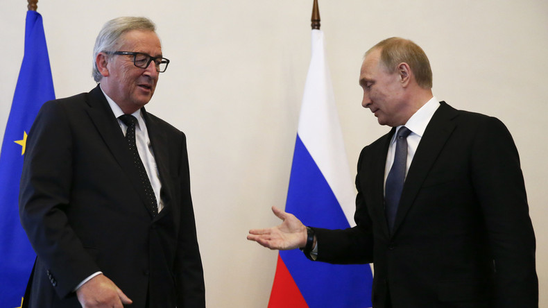 Wirtschaftsforum in Sankt Petersburg: EU-Parlamentarier wettern gegen Junckers Teilnahme