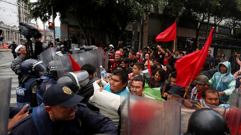 Mexiko: Nach blutiger Niederschlagung von Lehrerprotesten - UN fordert Untersuchung
