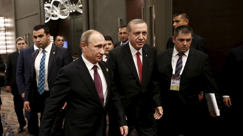 Türkei-Analyse: Diplomatische Kehrtwende sucht Normalisierung der Beziehungen zu Russland und Israel
