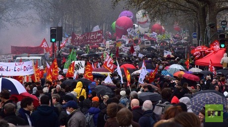 Live: Französische Gewerkschaften protestieren in Paris gegen Arbeitsmarktreformen