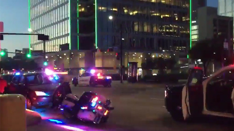 Update: Proteste in Dallas eskalieren – fünf Polizisten erschossen, weitere sechs verwundet