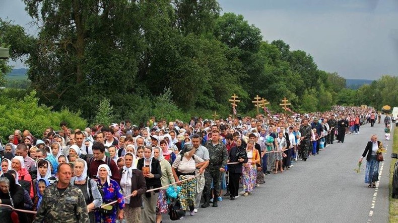 Ukraine: Nationalistische Politiker und Rechter Sektor machen Stimmung gegen Friedensprozession