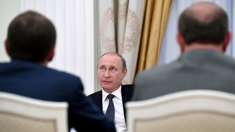 Angst vor Palastrevolte? Putin hat demonstrativ zahlreiche Spitzenbeamte umgesetzt oder entlassen