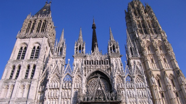 Live aus Frankreich: Rouen hält Trauerfeier für getöteten Priester
