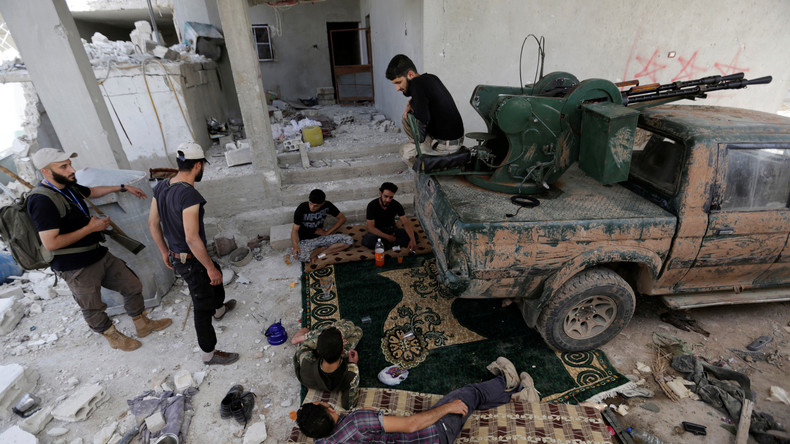 Financial Times: Saudi Arabien unterstützt weiterhin mit Duldung der USA Terroristen in Aleppo
