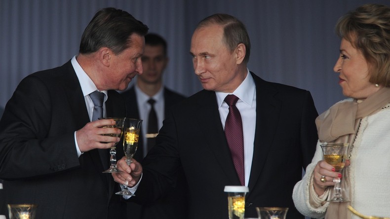 Was sind die Hintergründe der Absetzung von Sergej Iwanow durch Wladimir Putin?